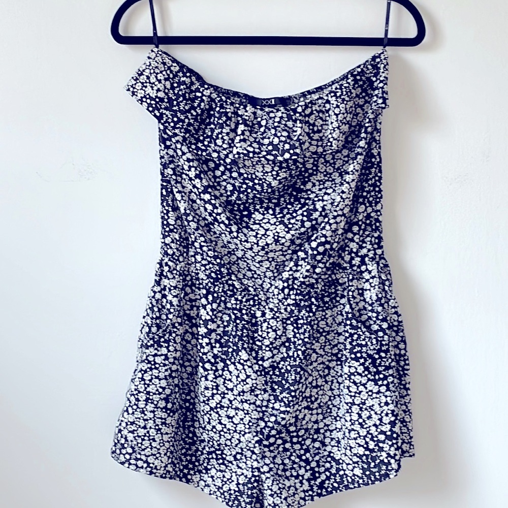 Black and White Strapless Floral Romper